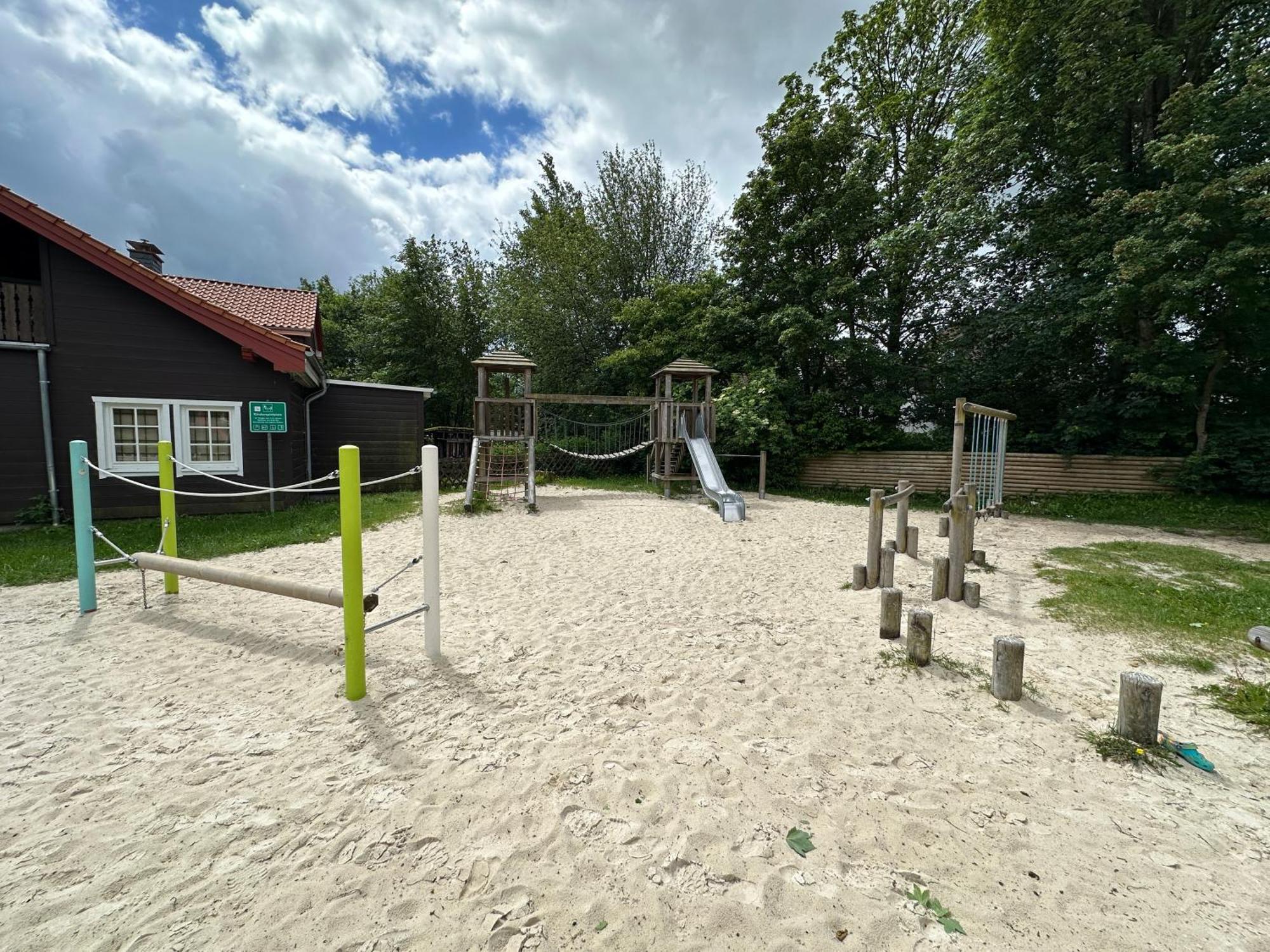 Townhouse Am Kurpark - Top Bewertet Von Familien! Ruhig, Zentral - Mit Terrasse, Parkplatz, Wallbox, Grill, Und Inklusive Waeschepaket Braunlage Εξωτερικό φωτογραφία